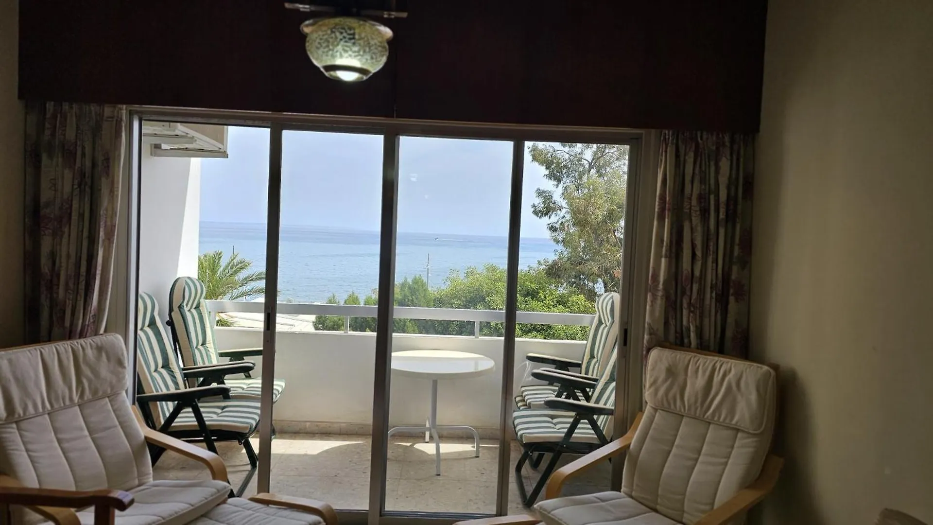 Stay Sea Gate Apartment Larnaca 0*,