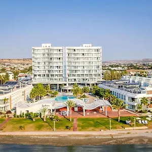Radisson Complex